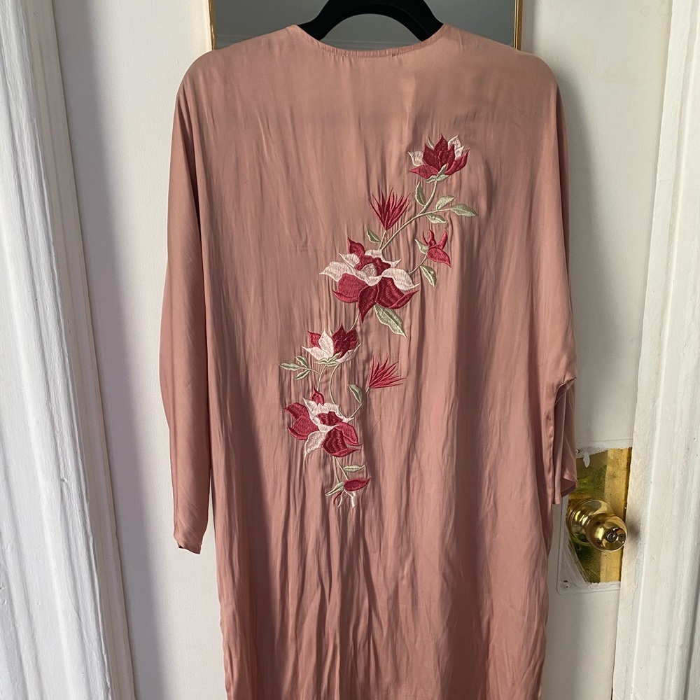 Light pink kimono